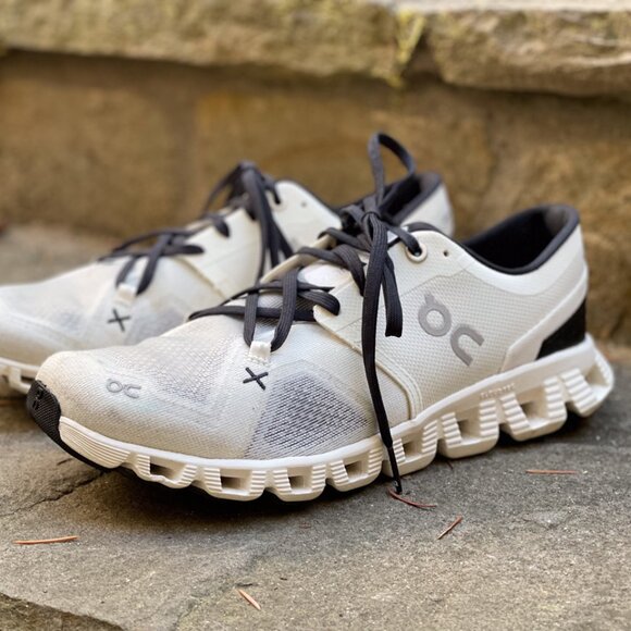 On Cloud X 3 Running Shoes - Picture 6 of 12